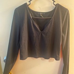 Basic Black Long-sleeve Croptop